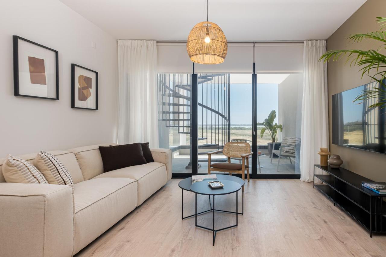 Sunset Gardens Apartment Limassol Bagian luar foto
