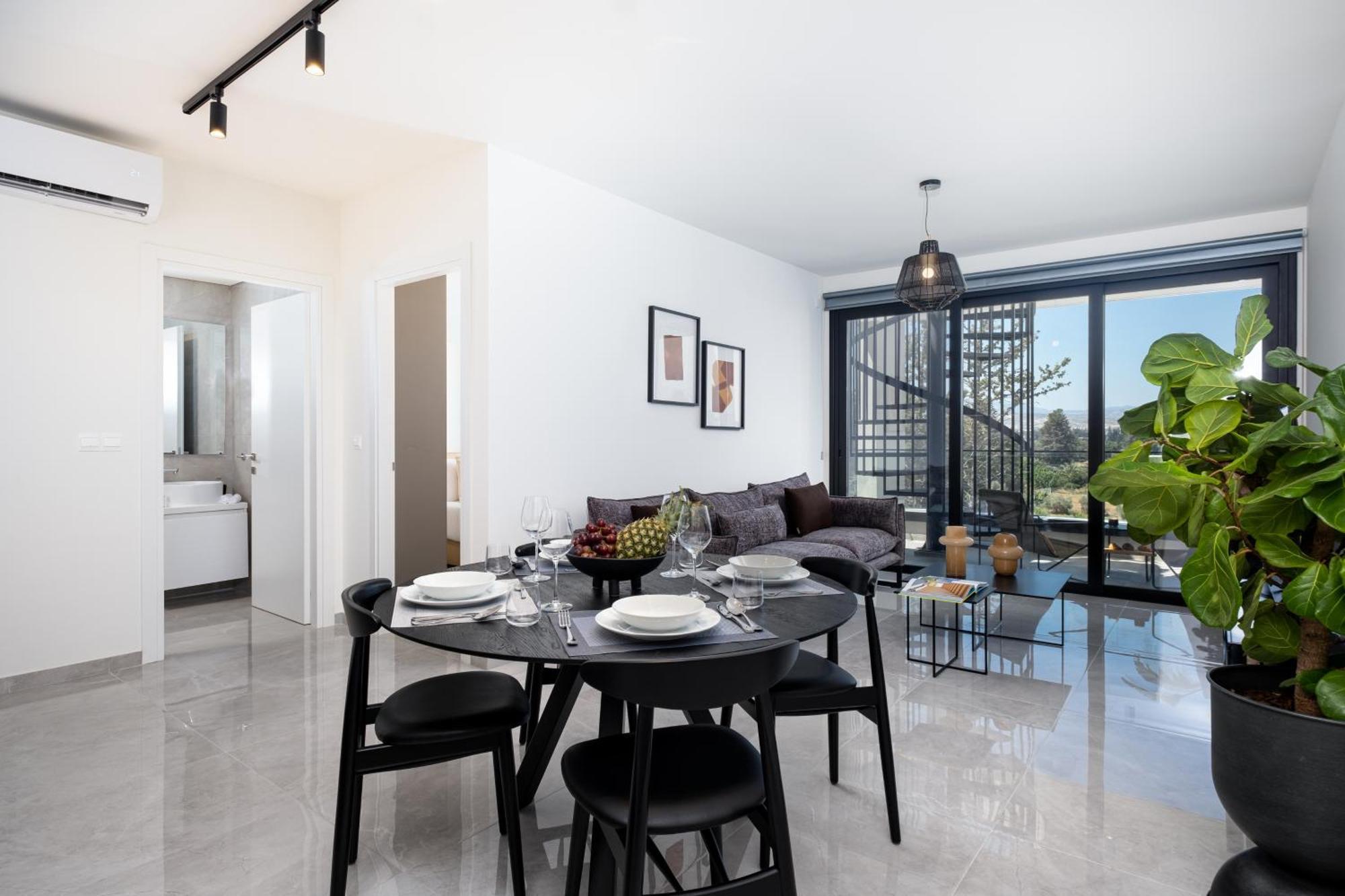Sunset Gardens Apartment Limassol Bagian luar foto
