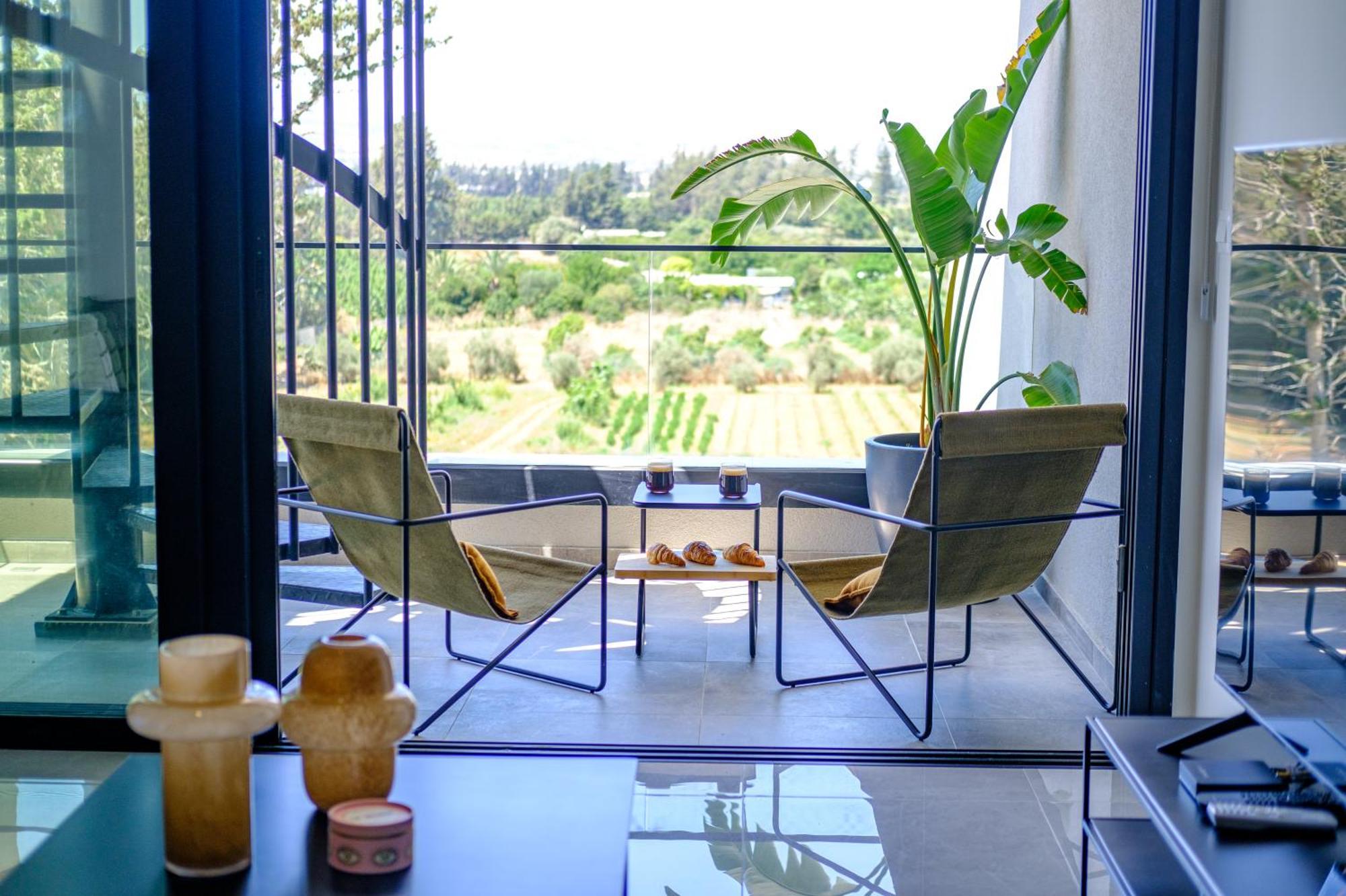 Sunset Gardens Apartment Limassol Bagian luar foto