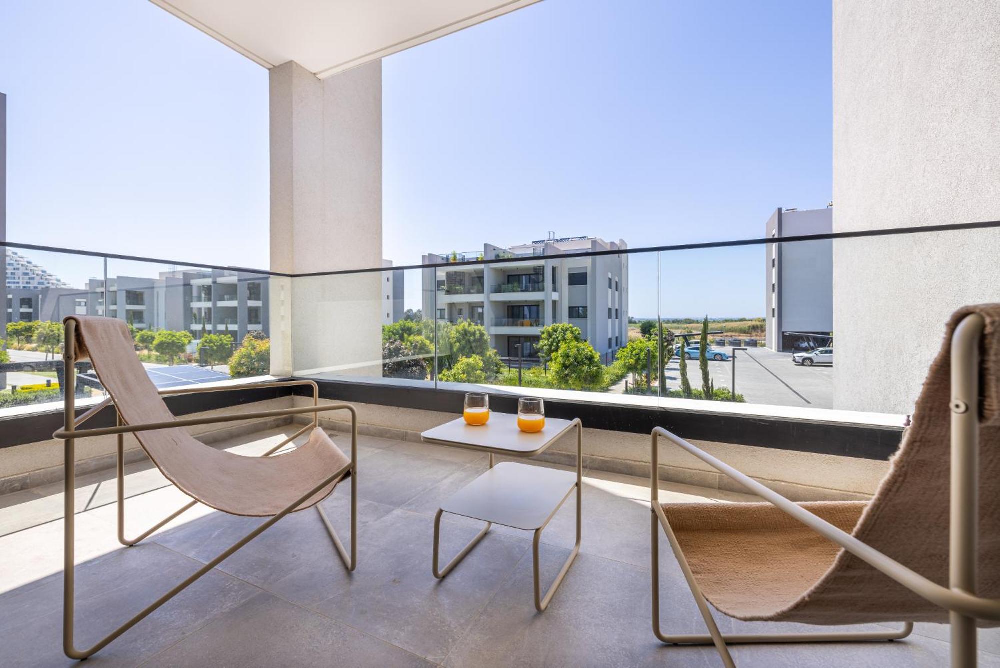Sunset Gardens Apartment Limassol Bagian luar foto