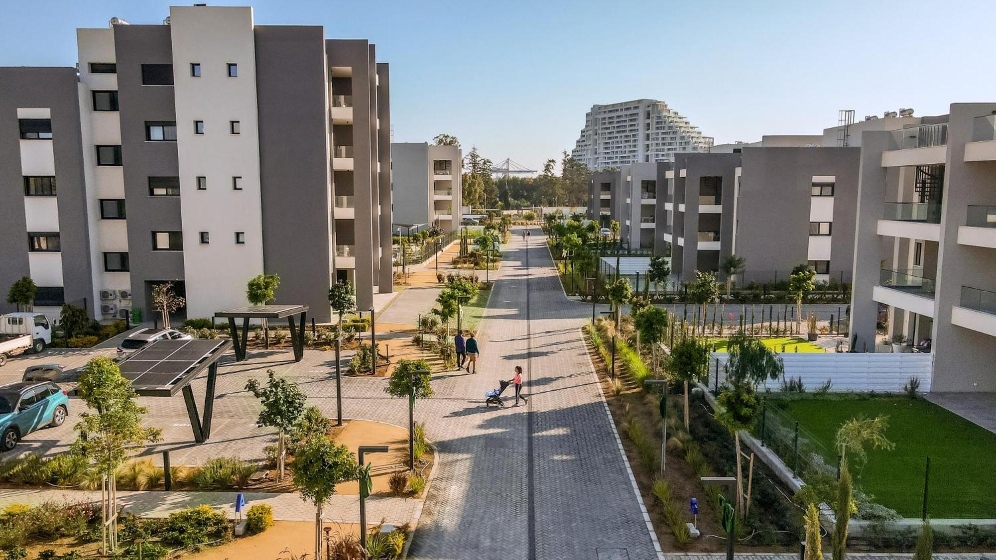 Sunset Gardens Apartment Limassol Bagian luar foto