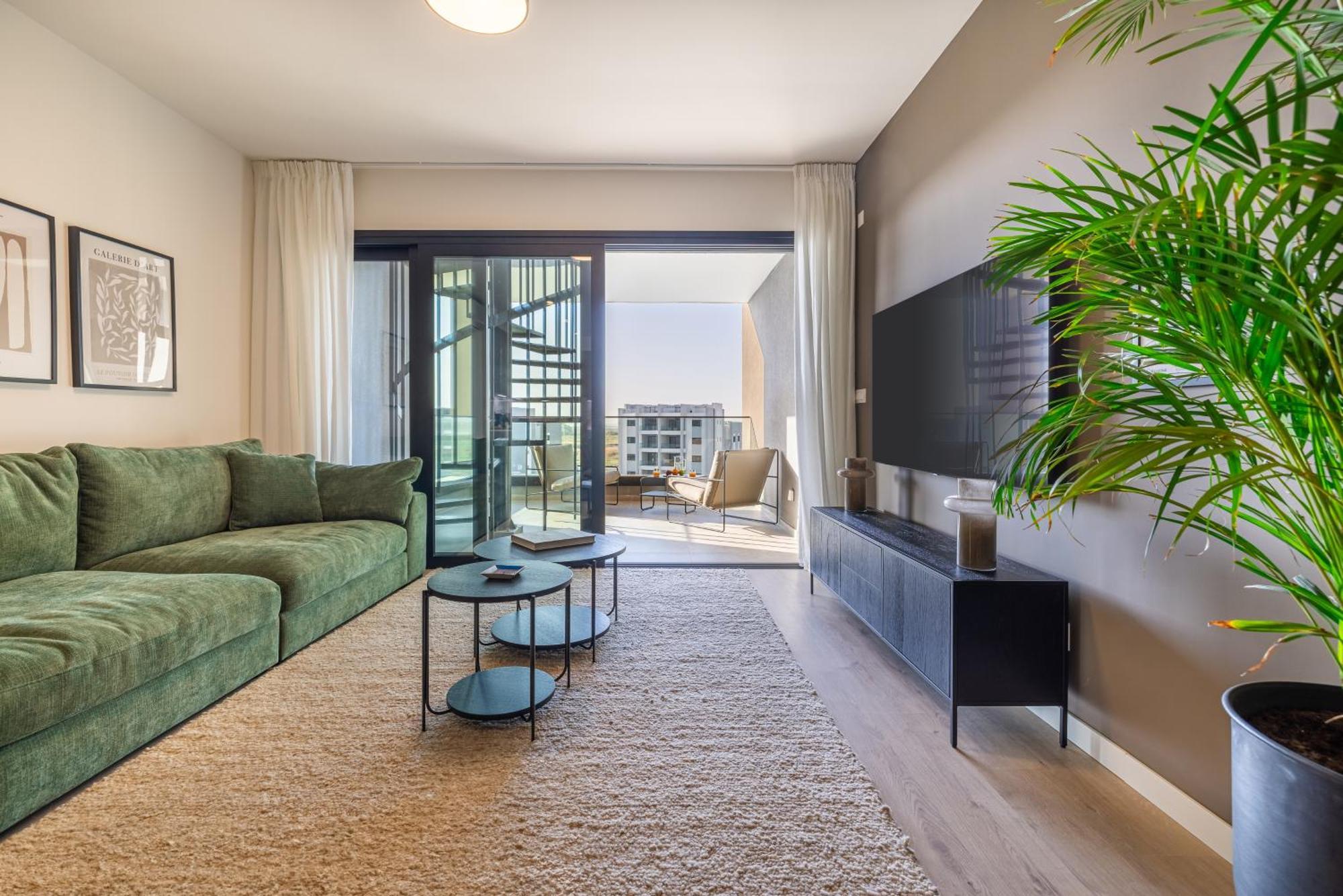 Sunset Gardens Apartment Limassol Bagian luar foto
